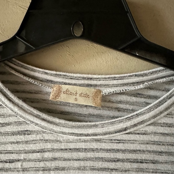 Altar’d State Top - Picture 5 of 5